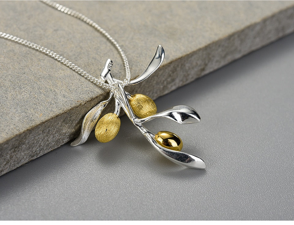 Necklaces and Pendants - Jewelry Buzz