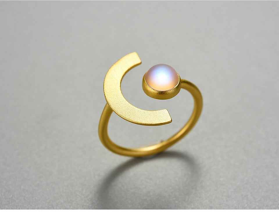 18K Gold Moonstone Ring with Stone. Sterling Silver