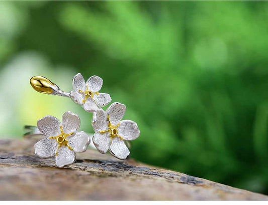 Forget-me-not Flower Adjustable Ring.